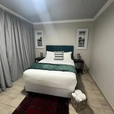 Tintswalo Elegant Apartments Giyani Exterior photo
