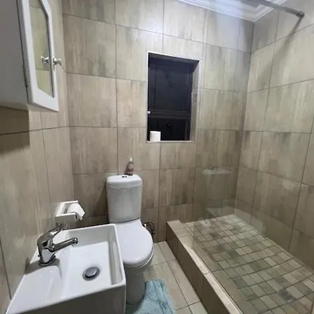 Tintswalo Elegant Apartments Giyani Exterior photo