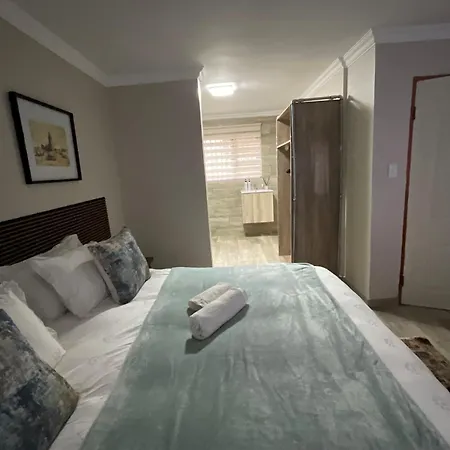 Tintswalo Elegant Apartments Giyani Exterior photo