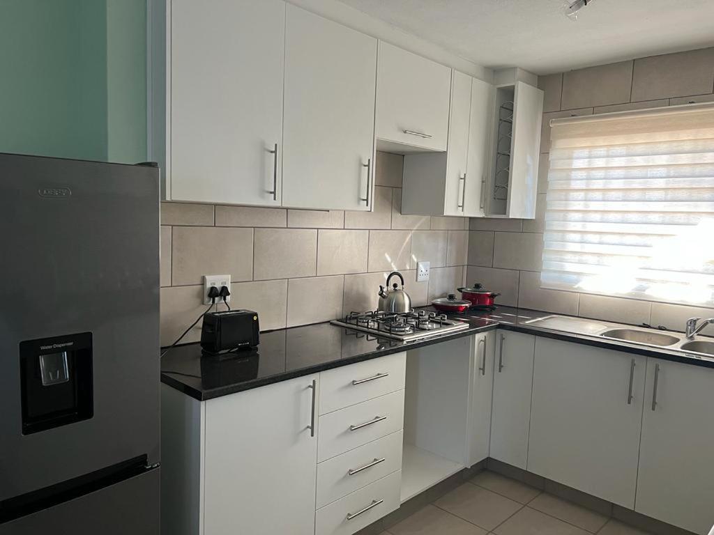 Tintswalo Elegant Apartment *